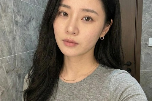卖惨、绑架、戴绿帽没文化还要玩剧本被封杀一个都不值得同情