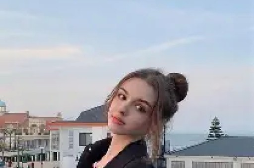 自导自演求婚被拆穿一年后王珞丹现状曝光陈凯歌果然没看走