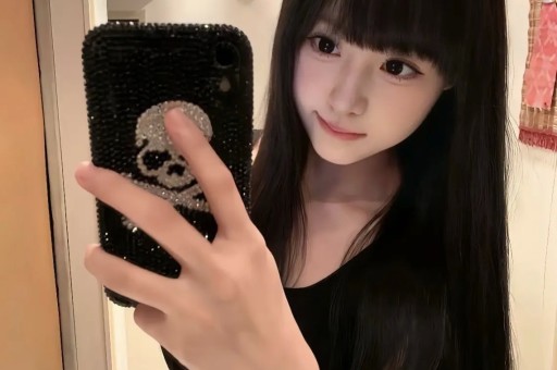 五一娱乐圈大爆：金秀贤消瘦现身谢娜演唱会门票秒空严浩翔亲爹晒账单蔡卓妍高龄再婚孙杨贾乃亮打人事件被翻出！